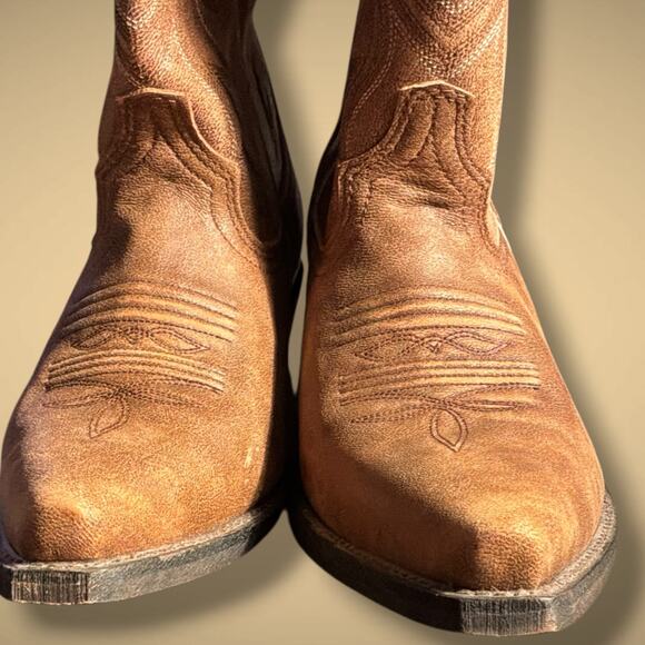 NWT Men\'s 9.5D ROCKIN\' COUNTRY Brown Leather Snip Toe Western Boots Minor Flaw